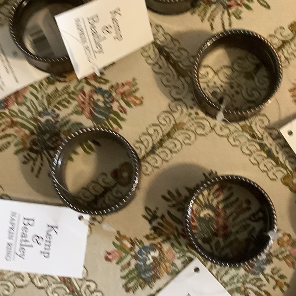 Elegant Bronze tone Napkin‎ Rings, set of 8, new - Picture 6 of 6